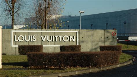 louis vuitton malletier cergy|Louis Vuitton founding date.